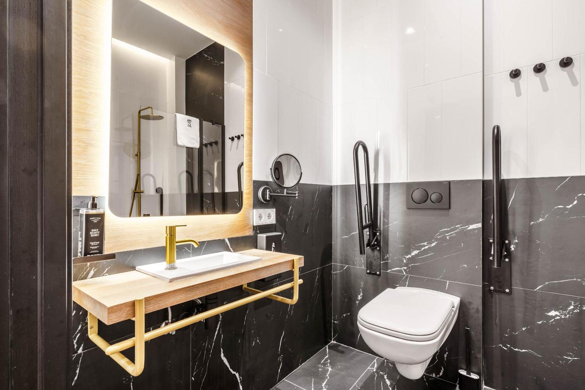 Limehome San Sebastian Zubieta Kalea ภายนอก รูปภาพ